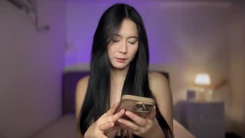 urbaby mica online show from 02/13/25, 05:44