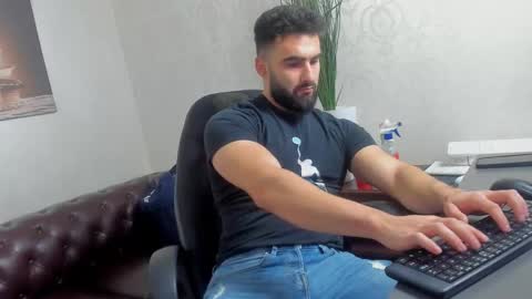 MicahLane online show from 10/28/25, 05:33