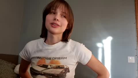 Luna online show from 09/24/25, 02:42