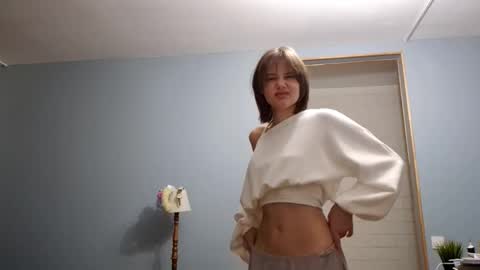 Luna online show from 10/08/25, 04:26