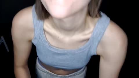 Luna online show from 11/20/25, 03:34