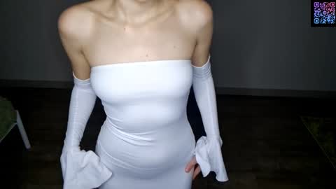 Luna online show from 11/24/25, 05:56