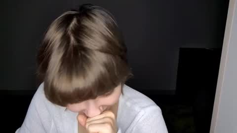 Luna online show from 11/27/25, 03:25