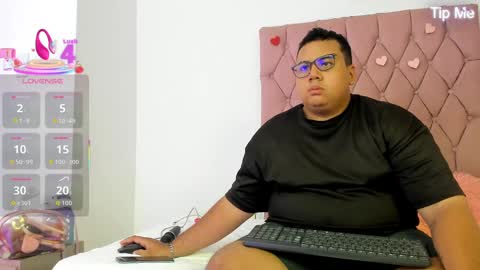 Micky and Sharon online show from 09/24/25, 04:05