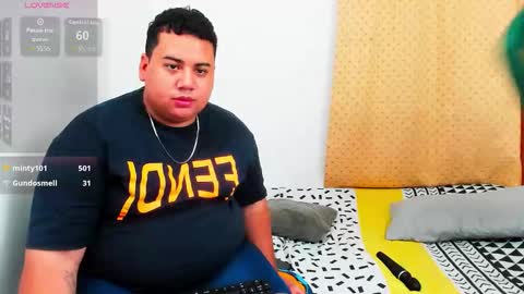 Snapshot of michael_and_sharon_2 chatting on 02/01/26, 02:54 MICHAEL AND SHARON online show from 02/01/26, 02:54