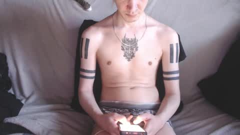 Michael online show from 04/10/26, 04:33