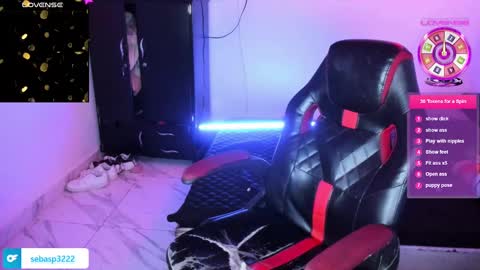 michael independent model  online show from 01/25/25, 11:43