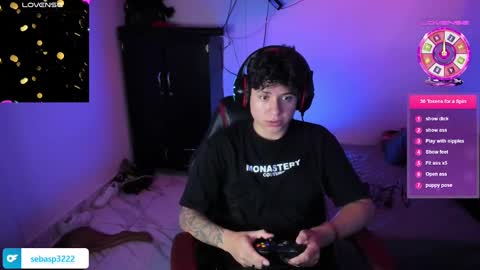 michael independent model  online show from 02/10/25, 11:23