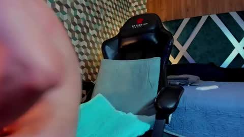 Michael Stevens online show from 02/07/25, 02:26