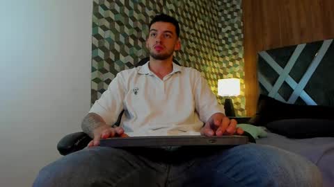 Michael Stevens online show from 03/02/25, 07:56