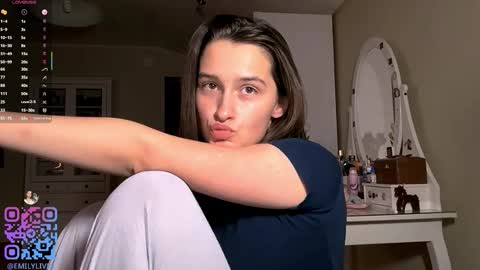 Snapshot of michael_pors chatting on 02/23/26, 03:31 Emily online show from 02/23/26, 03:31