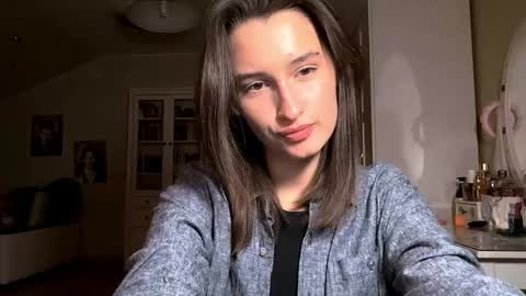 Snapshot of michael_pors chatting on 02/26/26, 04:28 Emily online show from 02/26/26, 04:28