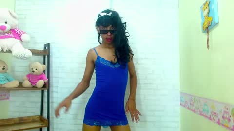 Snapshot of michael_twuis chatting on 12/15/24, 02:19 I AM MICHAEL online show from 12/15/24, 02:19