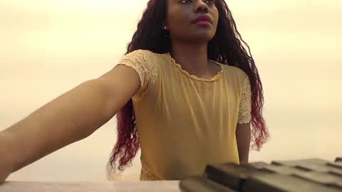 Snapshot of michaela_cox chatting on 01/12/25, 07:21 Michaela online show from 01/12/25, 07:21