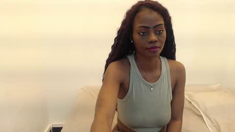 Snapshot of michaela_cox chatting on 01/18/25, 03:27 Michaela online show from 01/18/25, 03:27