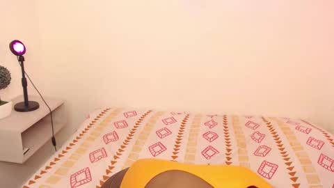 Snapshot of michaela_cox chatting on 10/07/25, 08:06 Michaela online show from 10/07/25, 08:06