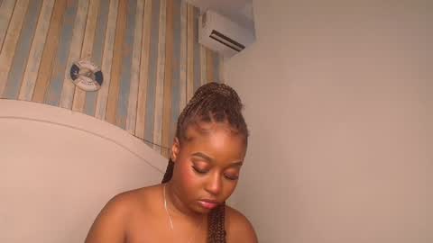 Snapshot of michaelacox chatting on 06/28/26, 12:22 Michel online show from 06/28/26, 12:22