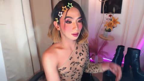 michaelagoddess online show from 11/05/25, 10:54