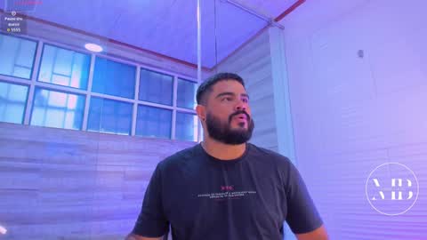 Snapshot of michaelbear_ chatting on 10/12/25, 12:15 Michael online show from 10/12/25, 12:15