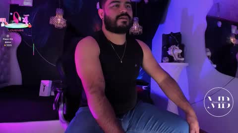 Snapshot of michaelbear_ chatting on 10/27/25, 01:48 Michael online show from 10/27/25, 01:48