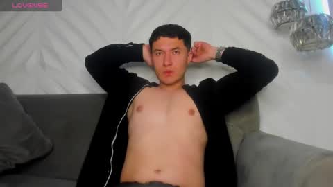 MichaelConnor  online show from 12/21/24, 12:06