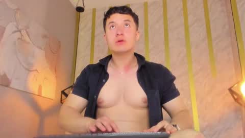 MichaelConnor  online show from 12/22/24, 04:38