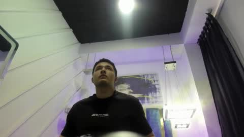 MichaelConnor  online show from 01/31/25, 12:07