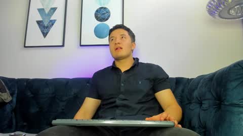 MichaelConnor  online show from 02/05/25, 02:59