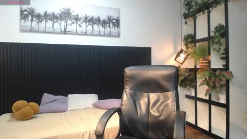 michaelkoiv online show from 12/20/25, 12:34