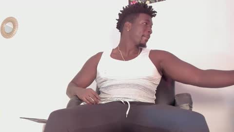 Michaell online show from 09/21/25, 07:59