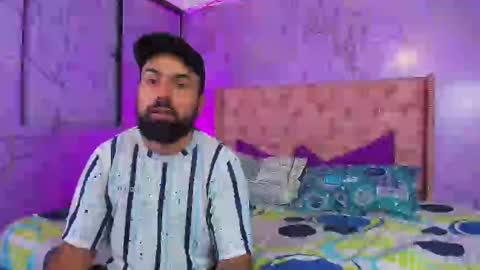 Snapshot of michaell_twink chatting on 02/12/25, 12:48 Michaell online show from 02/12/25, 12:48