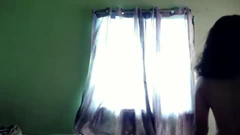 Snapshot of michaeltagocon chatting on 01/13/25, 02:28 My name is Kel 18. 53 short and petite... online show from 01/13/25, 02:28