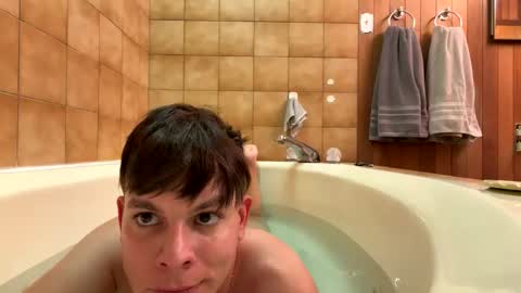 michaeltwinkboy online show from 06/05/26, 03:57