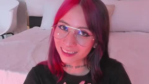 Snapshot of michaelwalkerr chatting on 01/10/25, 09:31 Michael Walkerr online show from 01/10/25, 09:31