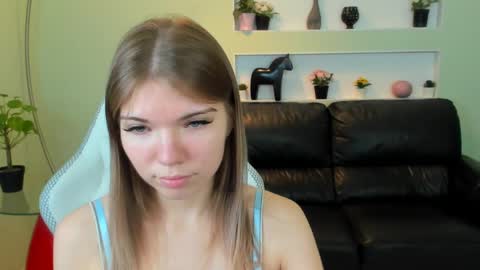 michafox online show from 04/07/26, 01:00