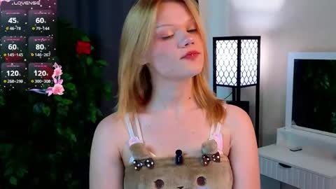 Erica online show from 06/09/26, 02:01