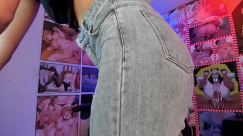 Snapshot of michel_lopez18 chatting on 01/25/25, 11:02 michel_lopez18 online show from 01/25/25, 11:02