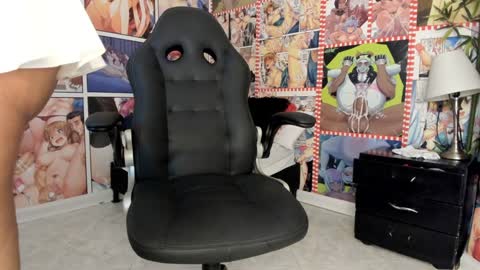 Snapshot of michel_lopez18 chatting on 01/30/25, 10:50 michel_lopez18 online show from 01/30/25, 10:50