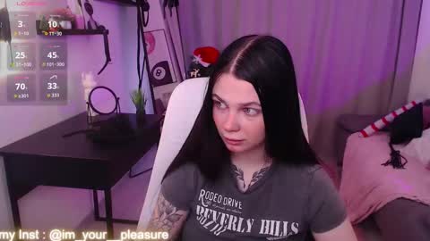 Kate online show from 12/21/25, 01:24