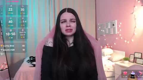 Kate online show from 07/14/26, 12:24
