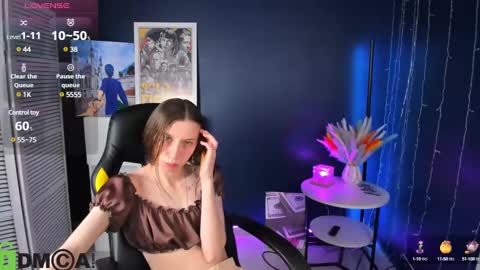 michele_mack online show from 03/10/25, 02:50