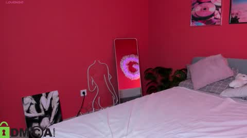 michele_mack online show from 10/05/25, 02:10