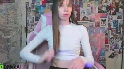 michele_mack online show from 11/18/25, 02:39