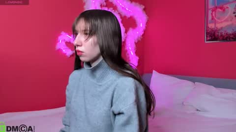 michele_mack online show from 11/24/25, 02:33