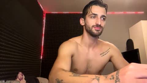 Snapshot of michelemagnetico chatting on 09/19/25, 10:10 michelemagnetico online show from 09/19/25, 10:10