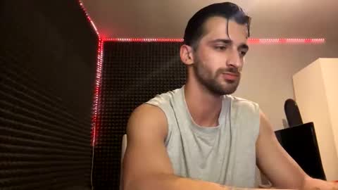 Snapshot of michelemagnetico chatting on 12/19/25, 10:06 michelemagnetico online show from 12/19/25, 10:06