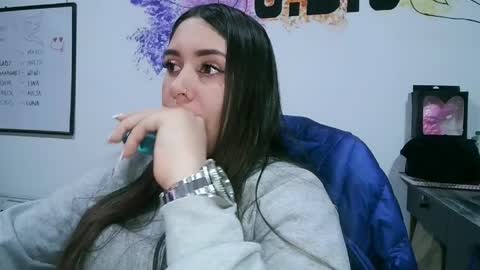 Snapshot of michell_h chatting on 04/01/26, 06:36 Nani online show from 04/01/26, 06:36