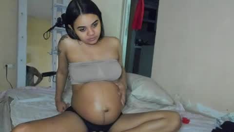 michell_smiths online show from 05/17/26, 06:22