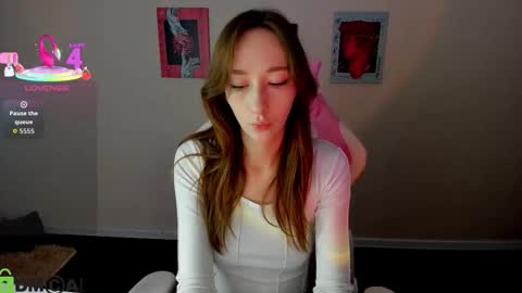 Michelle online show from 09/25/25, 12:14