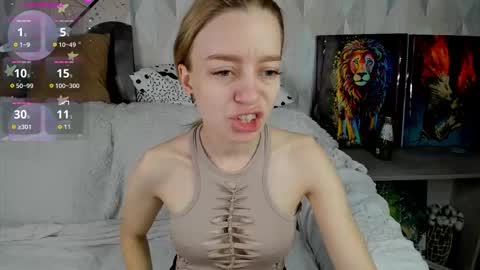 michelle_blond online show from 10/19/25, 07:20
